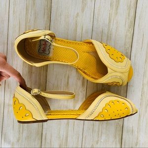 Bettie Page - Fruitie Lemon Flat Sandals - vintage inspired